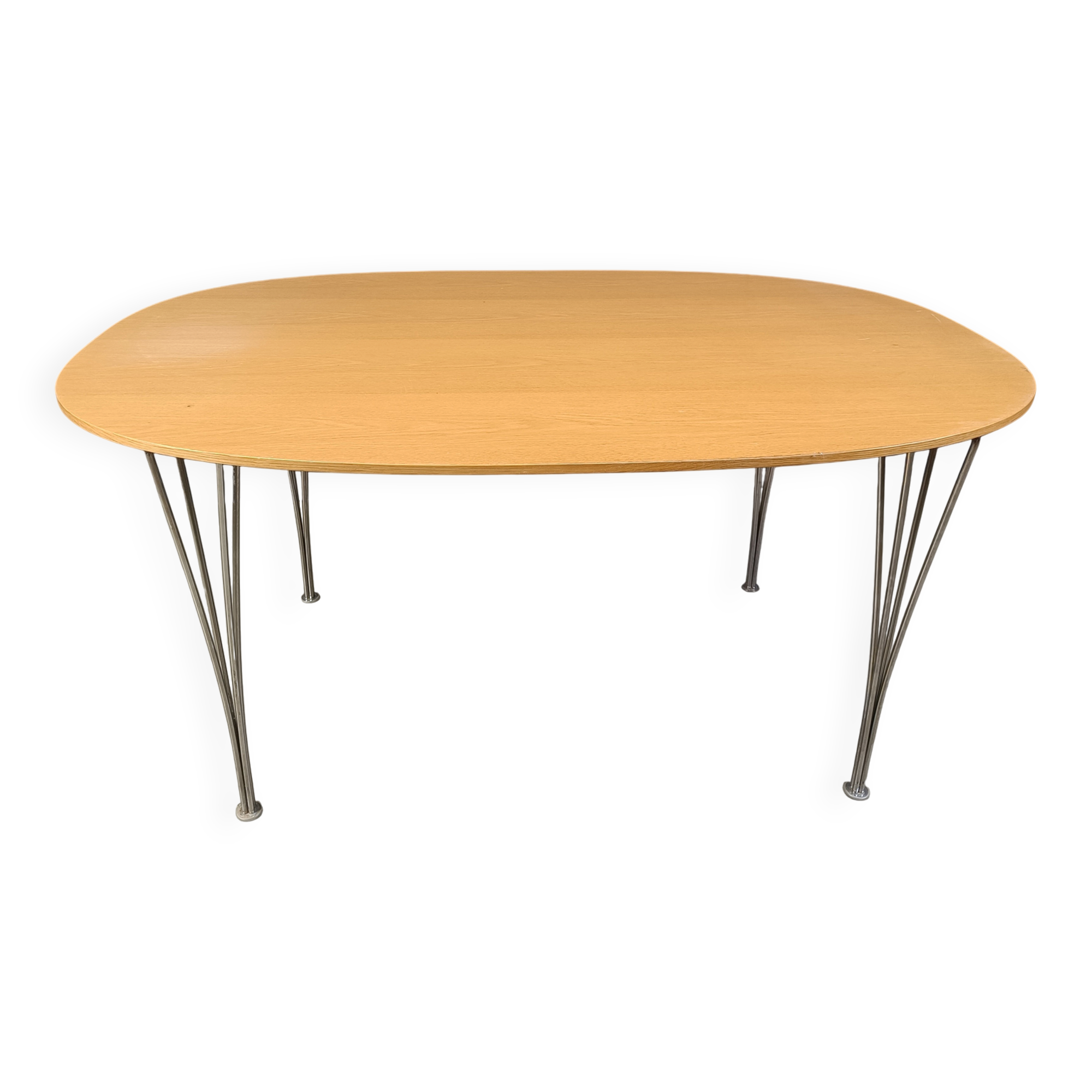 Table superellipse par Bruno Mathsson et Piet Hein pour Fritz Hansen