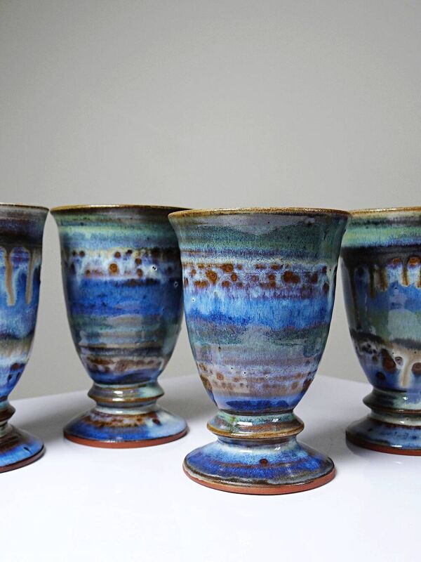 Lot de 5 mazagrans en céramique d’atelier émaillée, années 1960-1980
