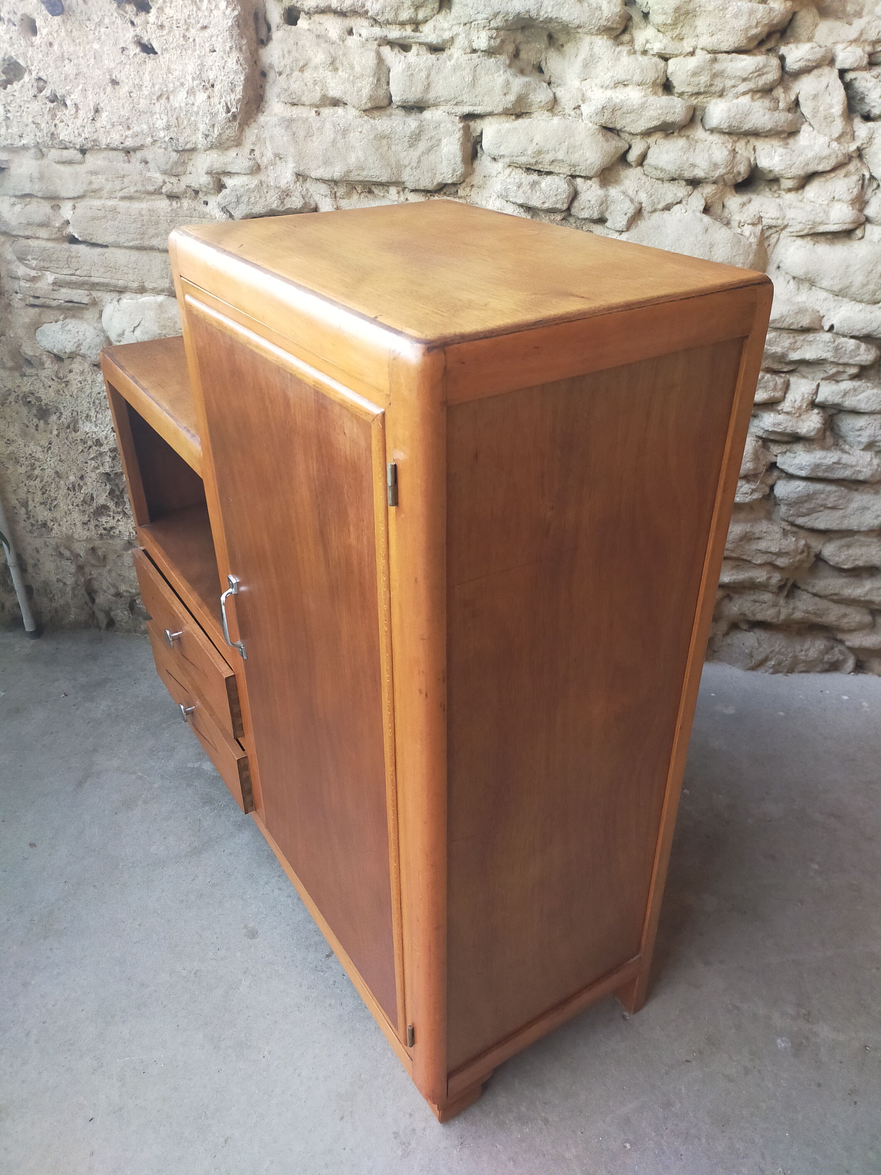 Vintage dresser