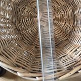 Wicker basket with metal support