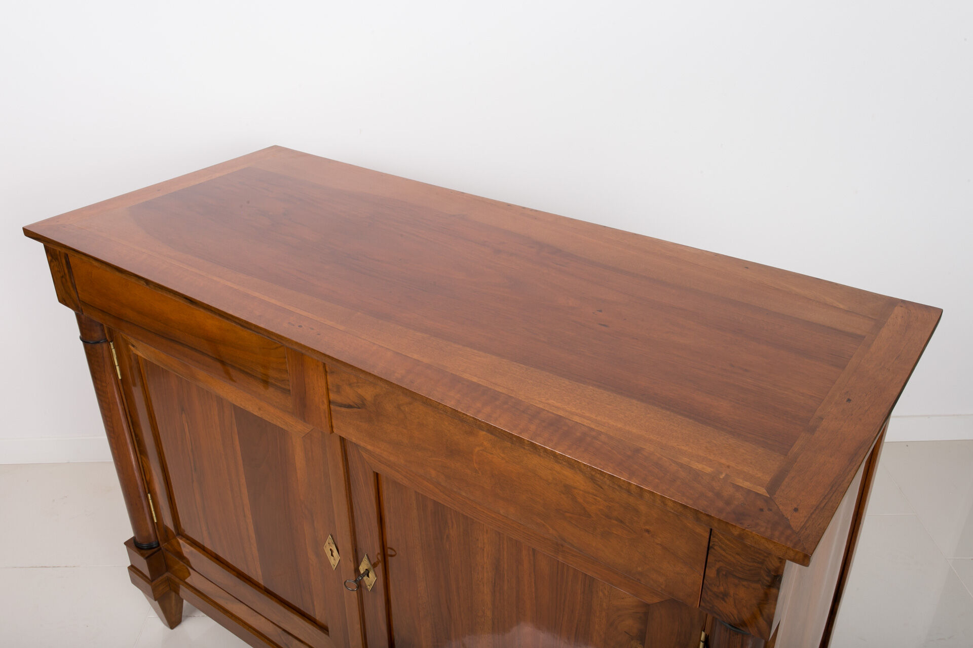 Commode Biedermeier, France, 19ème siècle.