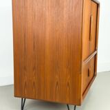 Buffet Hi-Fi danois en teck avec portes à tambour de Dyrlund, années 1970