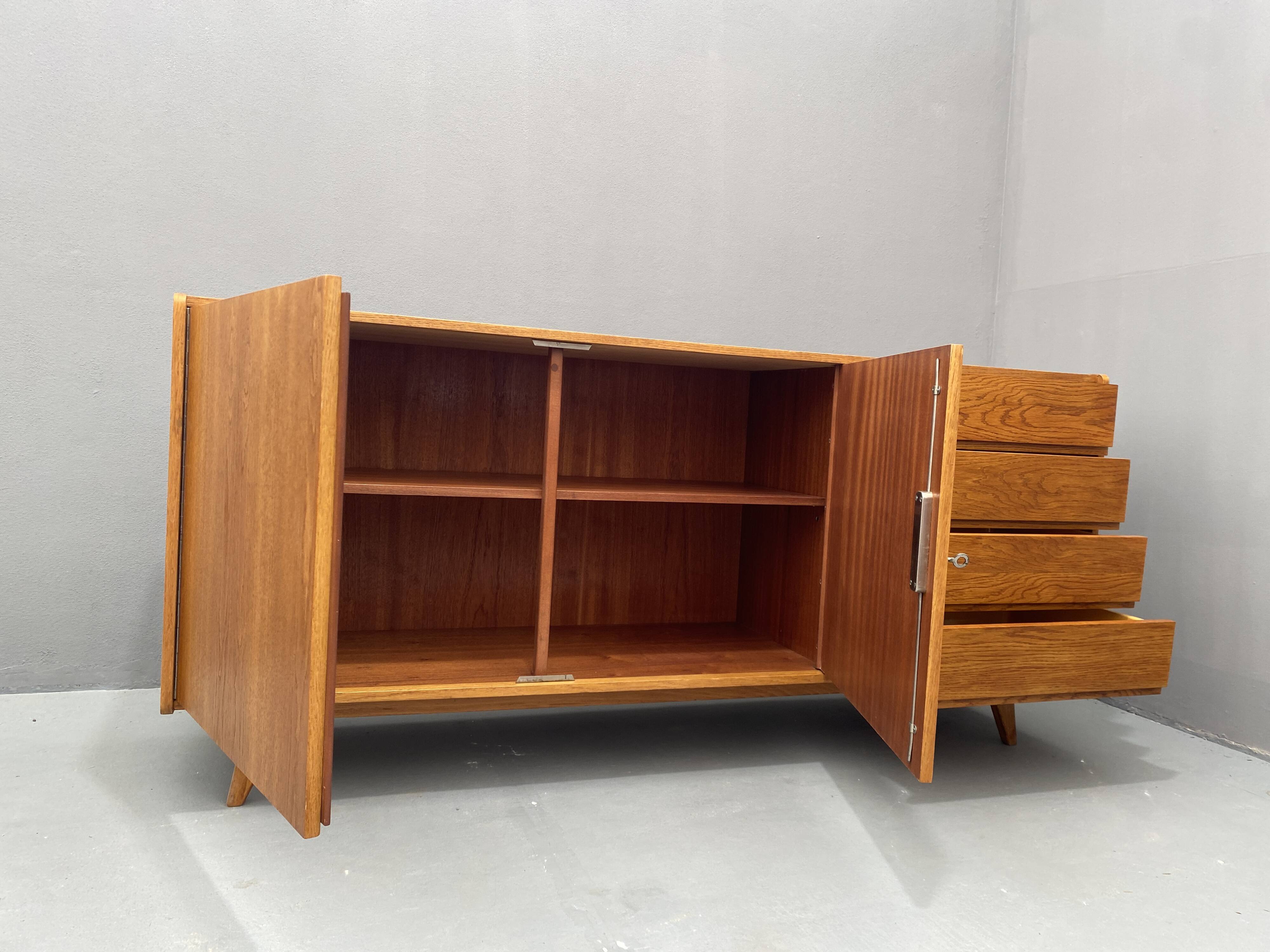 Enfilade vintage U-460 par Jiří Jiroutek pour Interiér Praha, Tchécoslovaquie