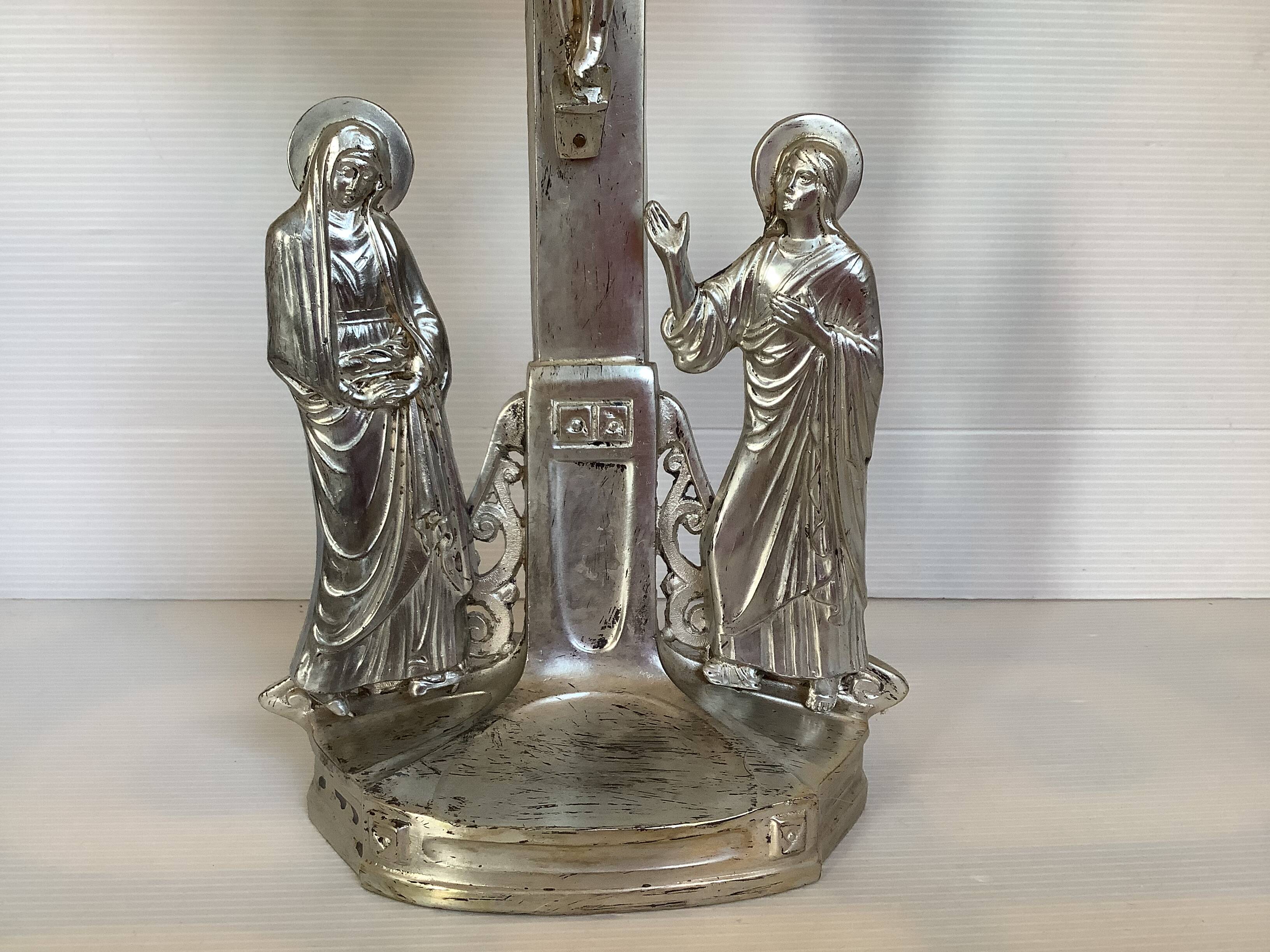 Crucifix metal crucifixion