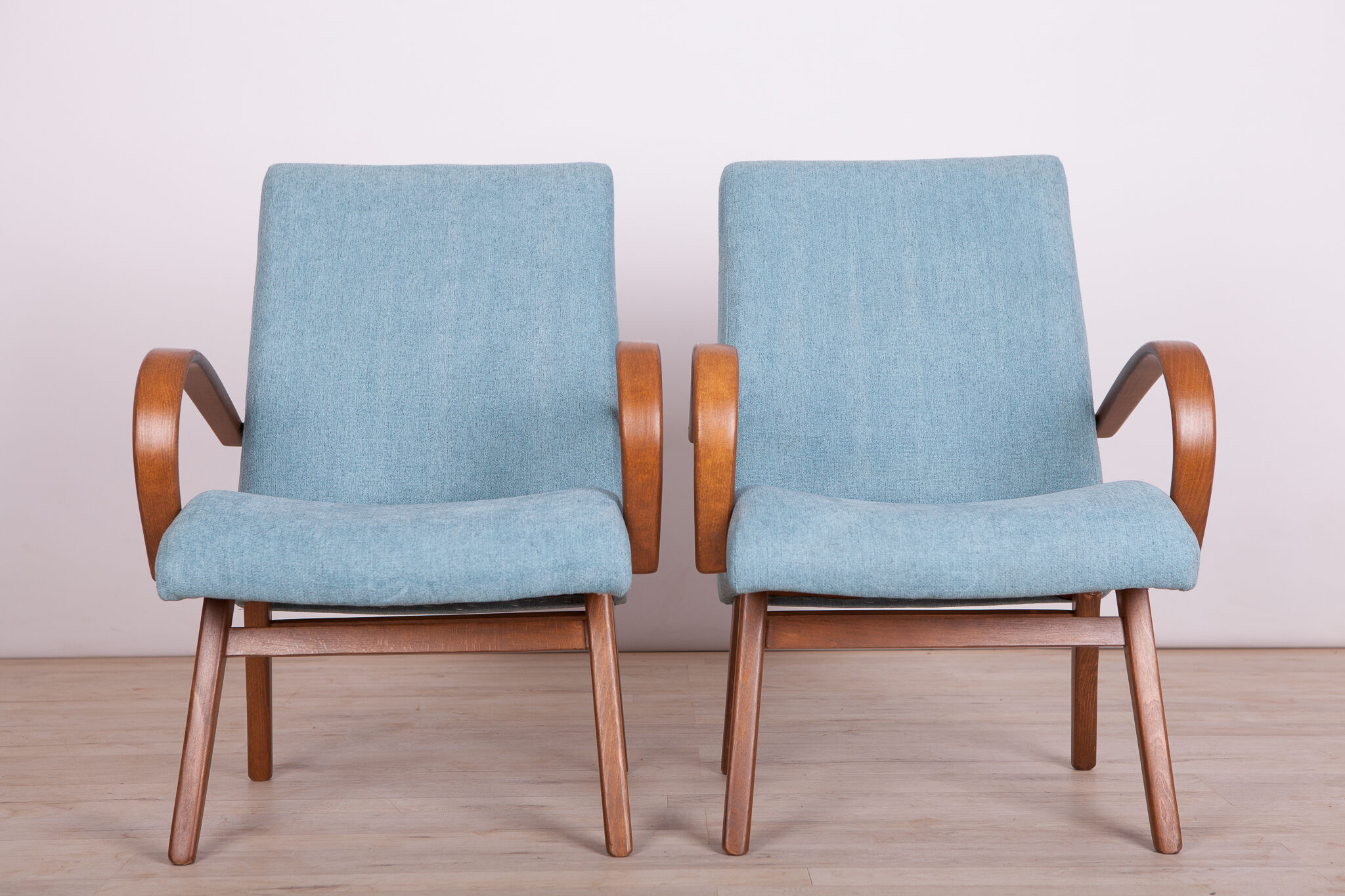 Vintage Model 53 Lounge Chairs by Jaroslav Smidek for TON, 1960s, Set of 2