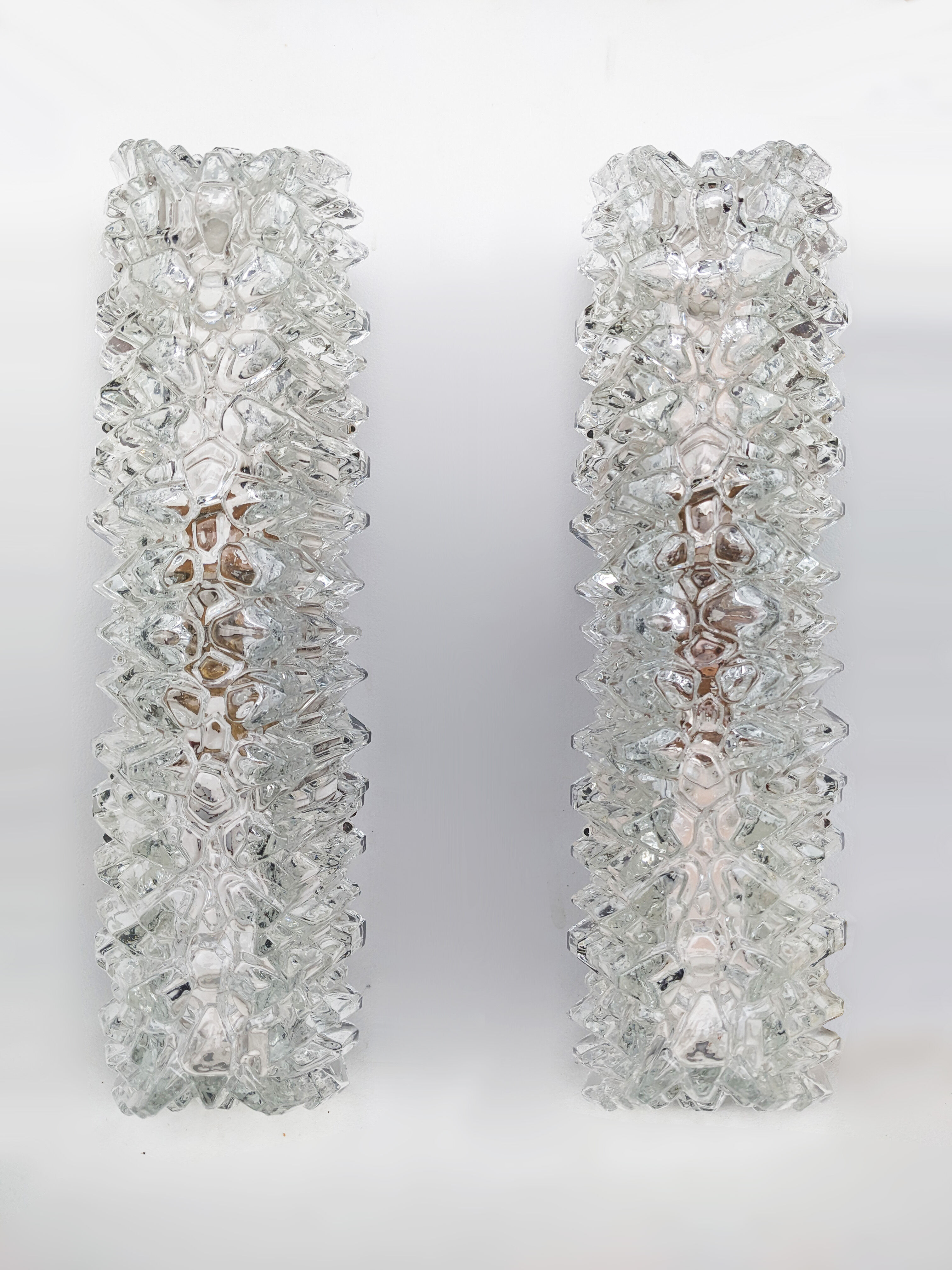 Pair of vertical wall lamps