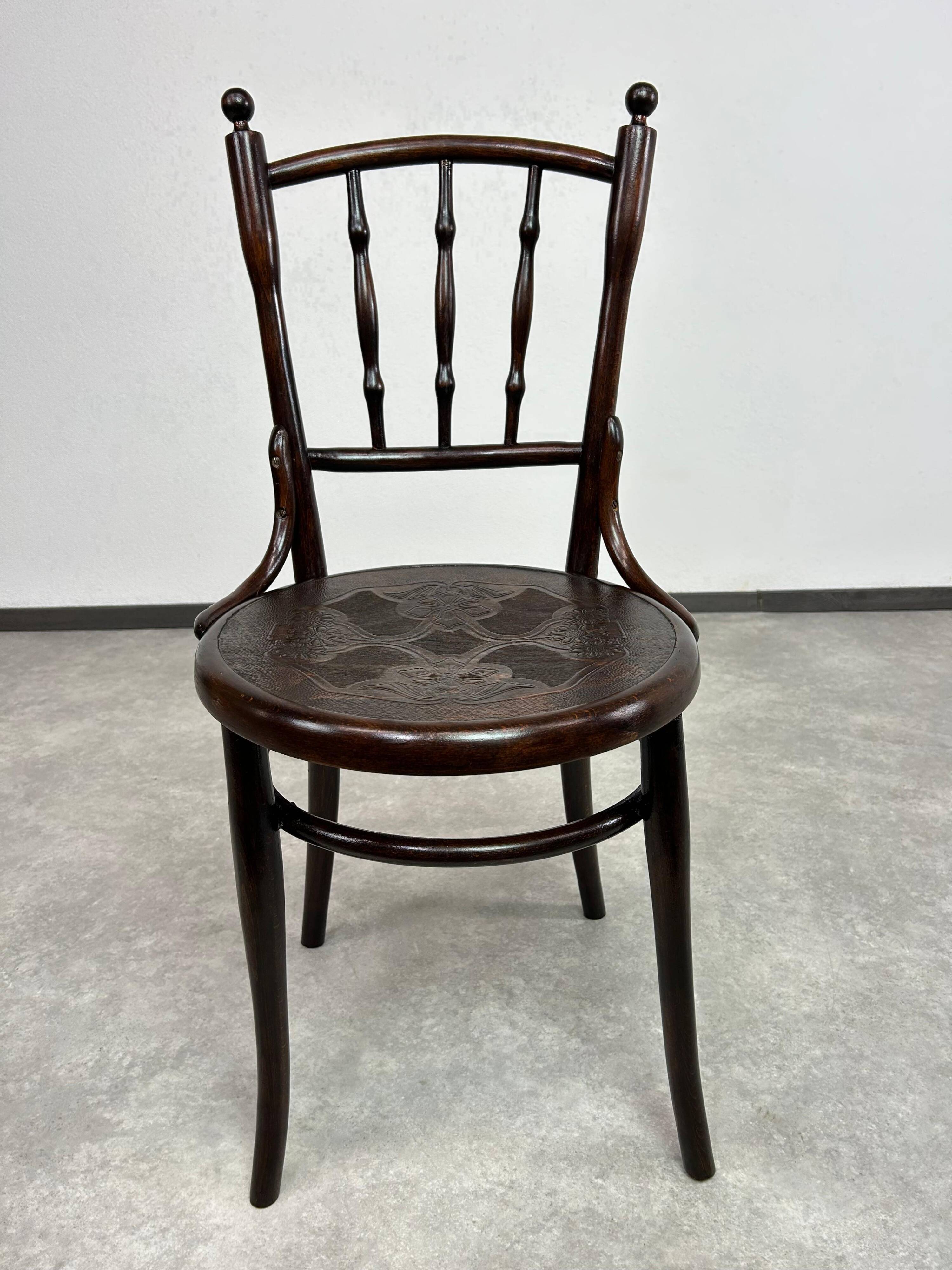 Bentwood dining chair by Thonet