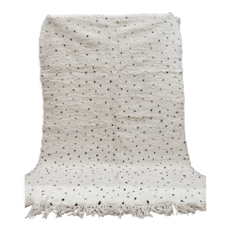Blessed Berber Ouarain rug with polka dots