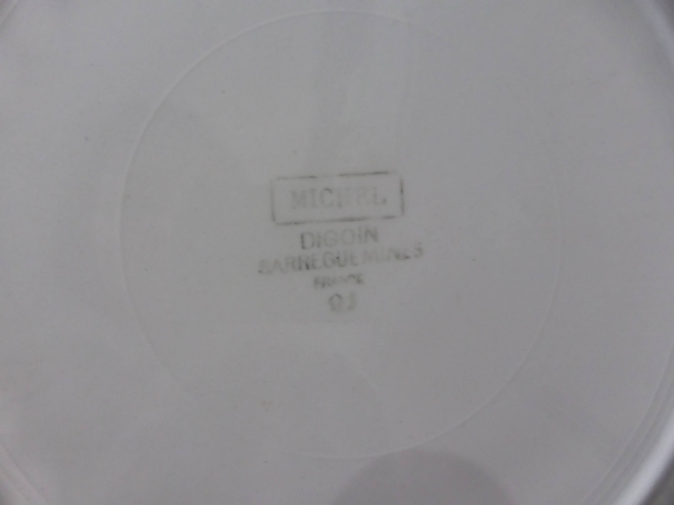 Vintage round hollow dish from Digoin Sarreguemines, Michel model 231109