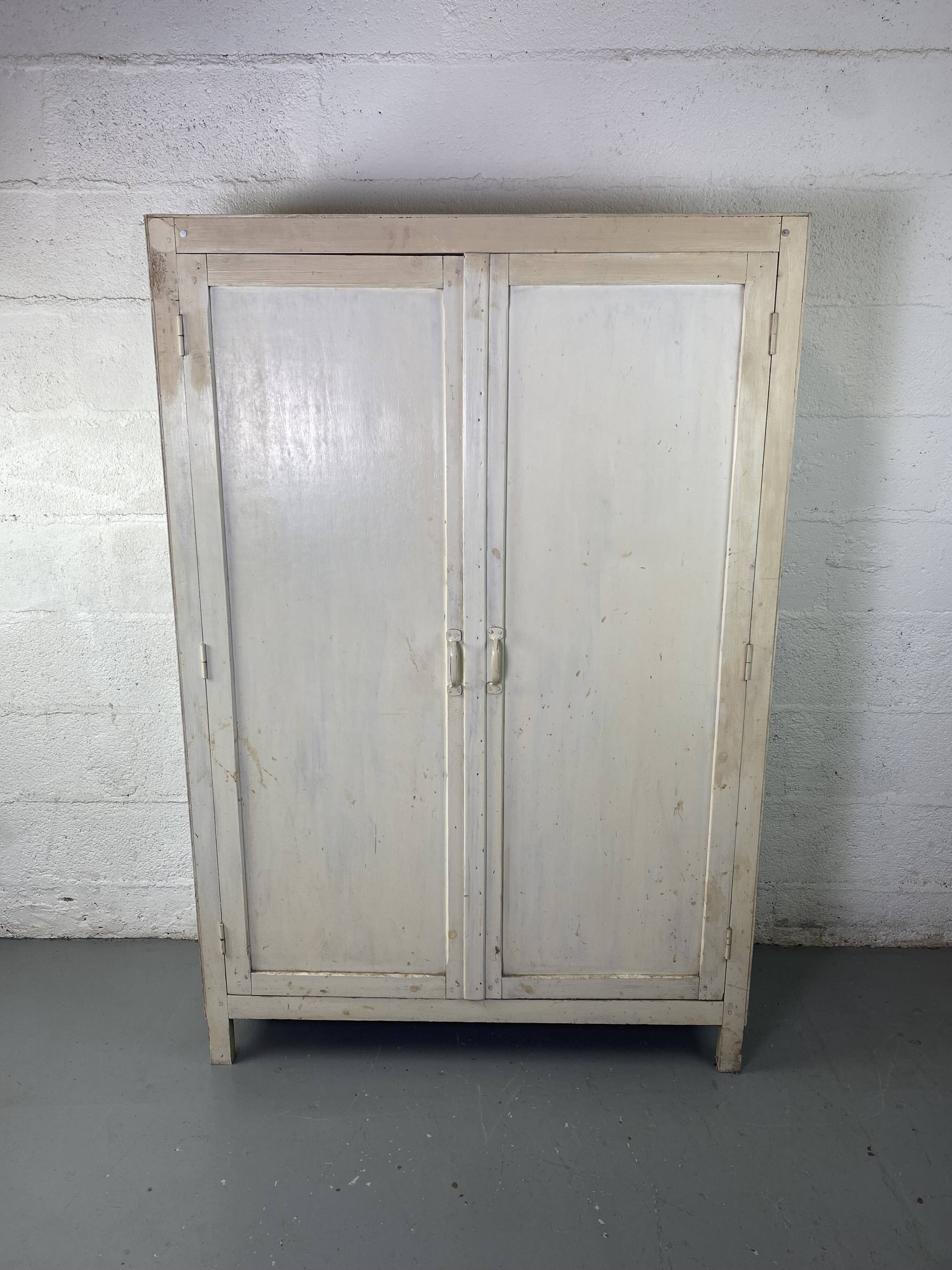 Meuble à chaussure style armoire parisienne