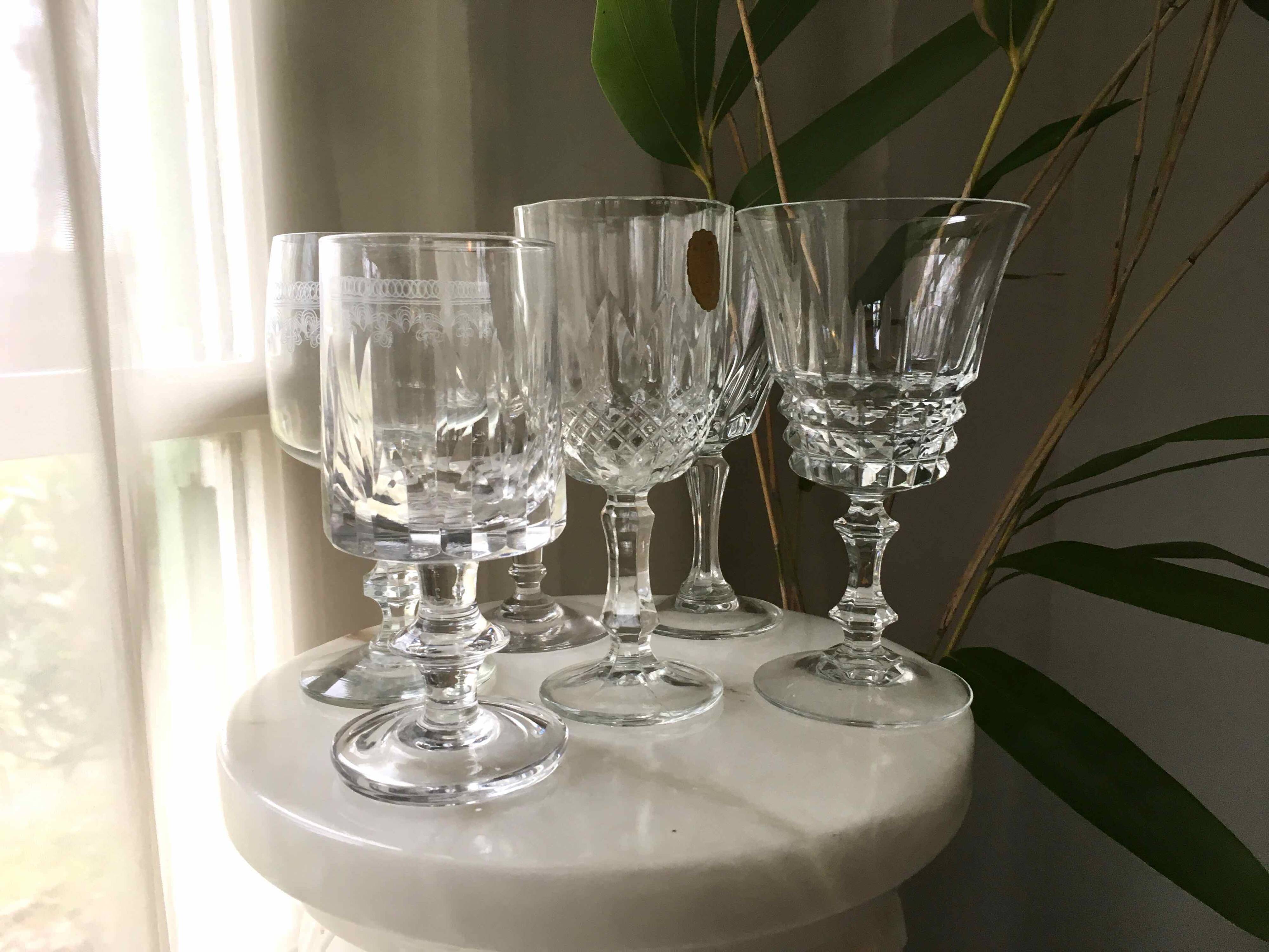 6 assorted crystal wine glasses