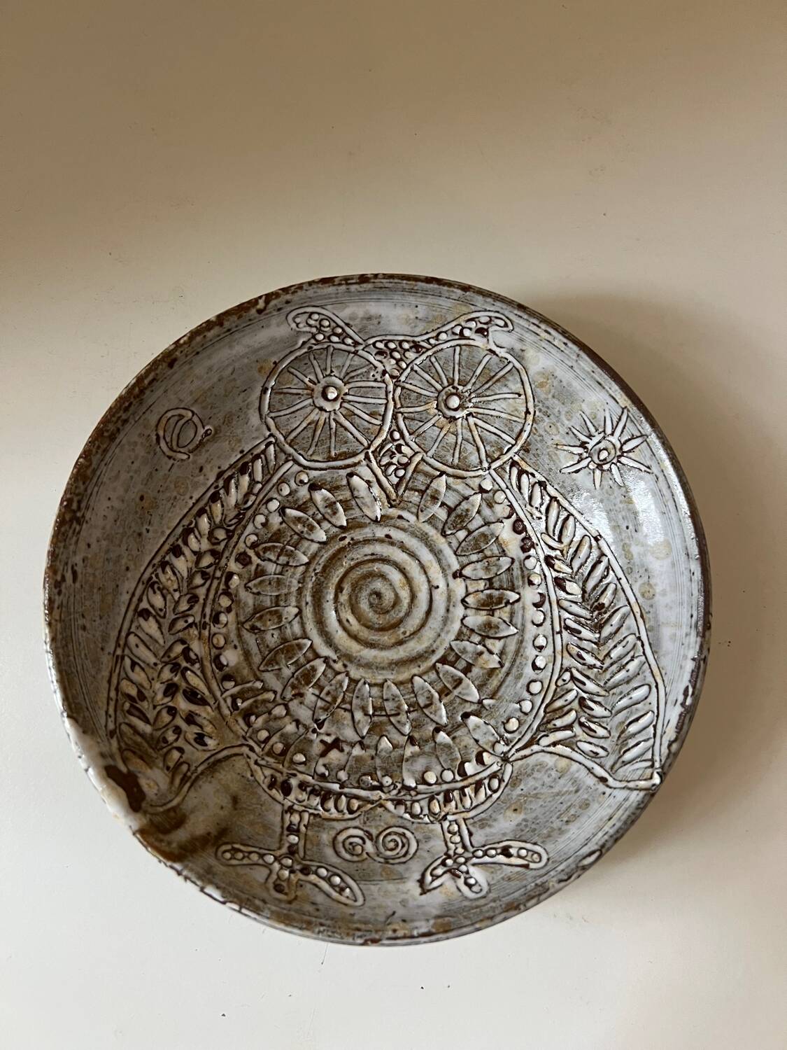 Ceramic bowl and plate with Baudouin owl decoration, 1960