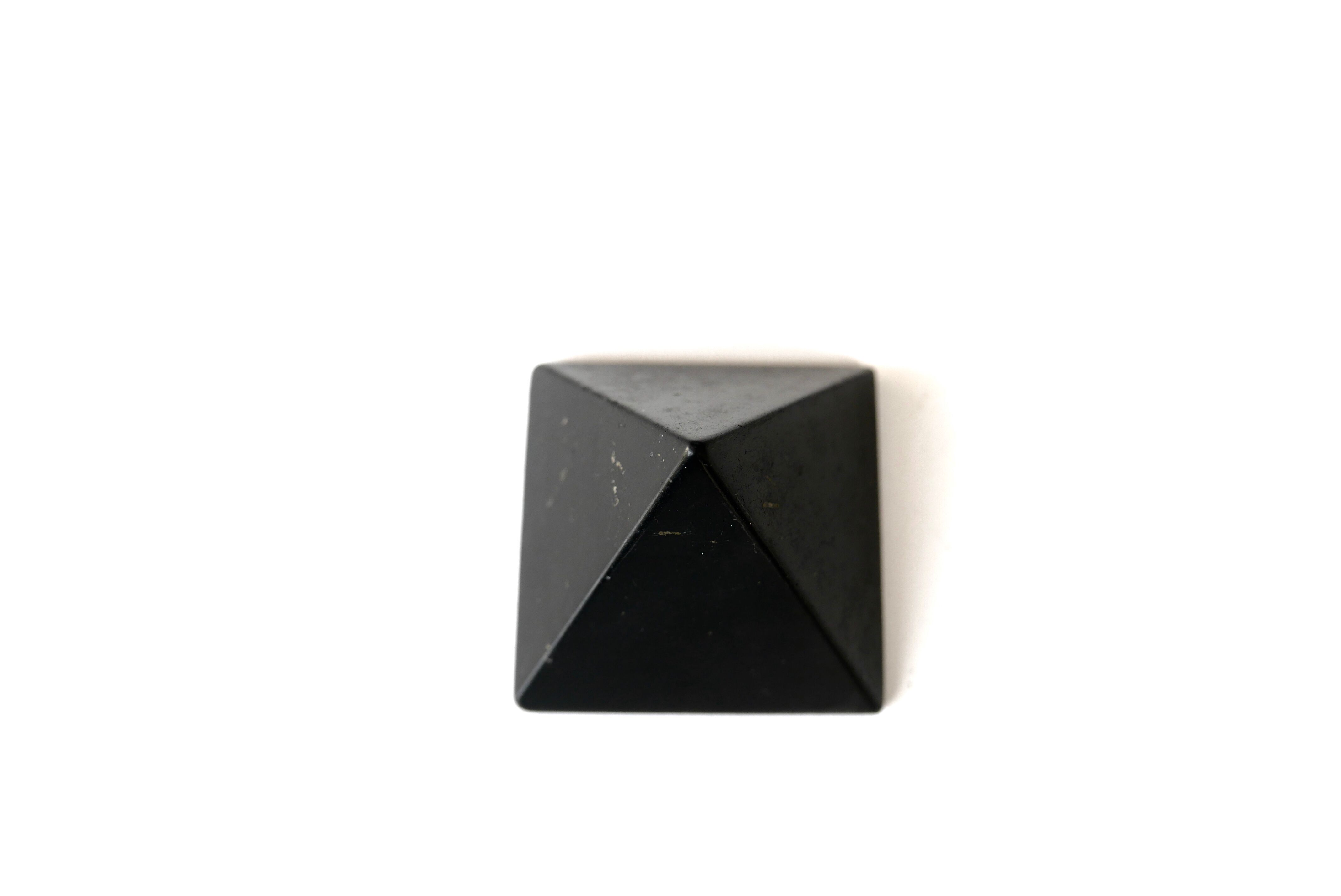 Pyramid paper press in onyx, 70s