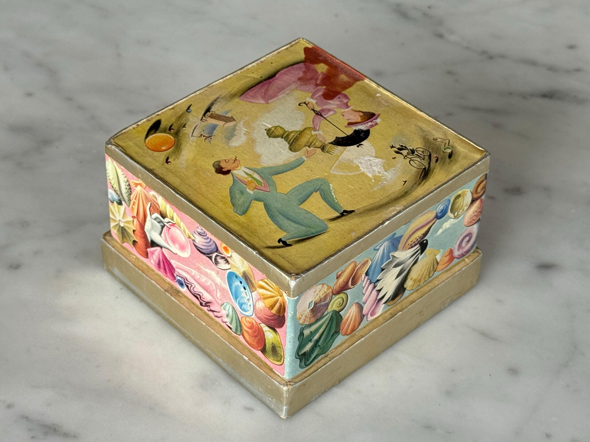 Vintage powder box Klytia "Bonheur du jour"