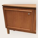 Buffet du milieu du siècle