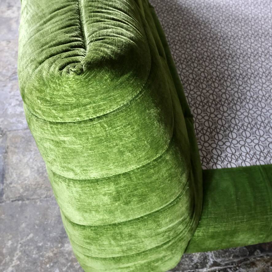 Original Togo velvet bed by Michel Ducaroy for Ligne Roset, 1970s