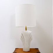 Large white ceramic fan-shaped table lamp - Art Deco style