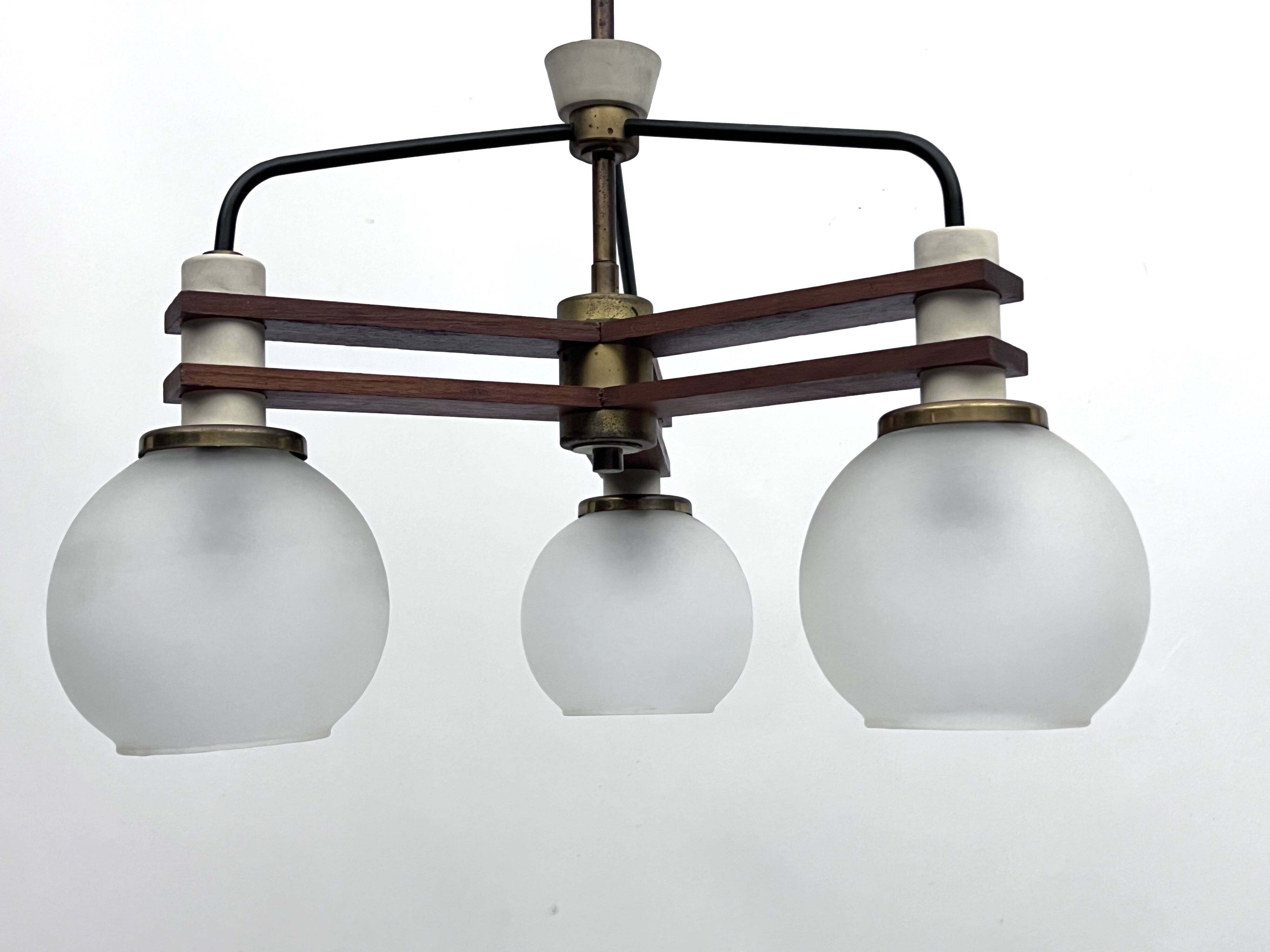 Vintage three satin glasses chandelier. Italy 1950s
