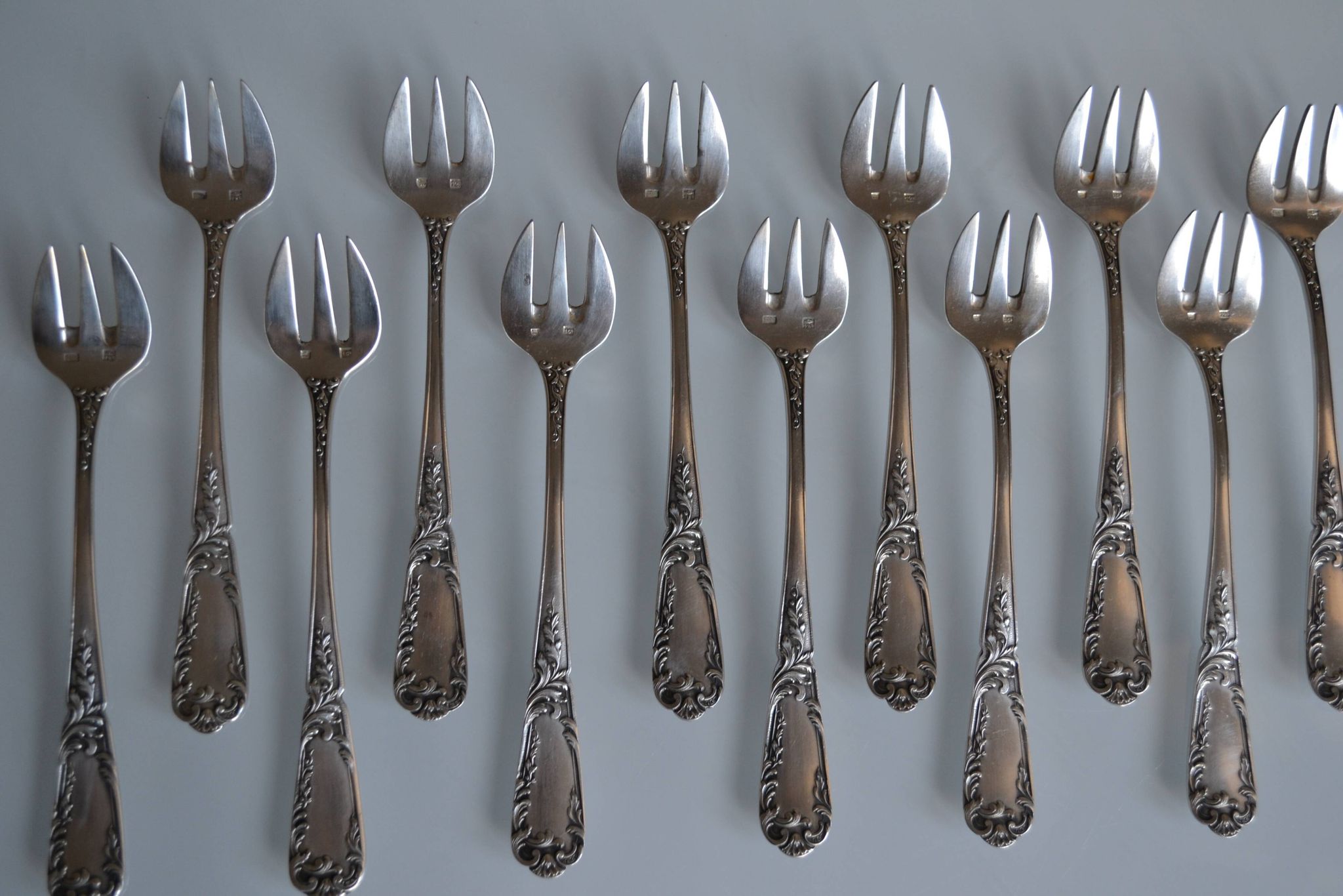 12 fourchettes à huitre métal argenté orfèvre sfam