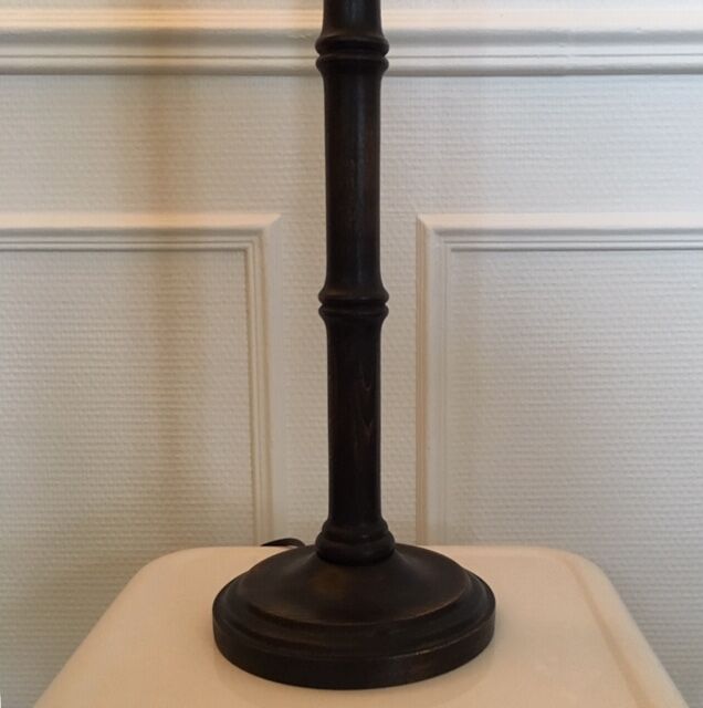 Bamboo-style wooden lamp