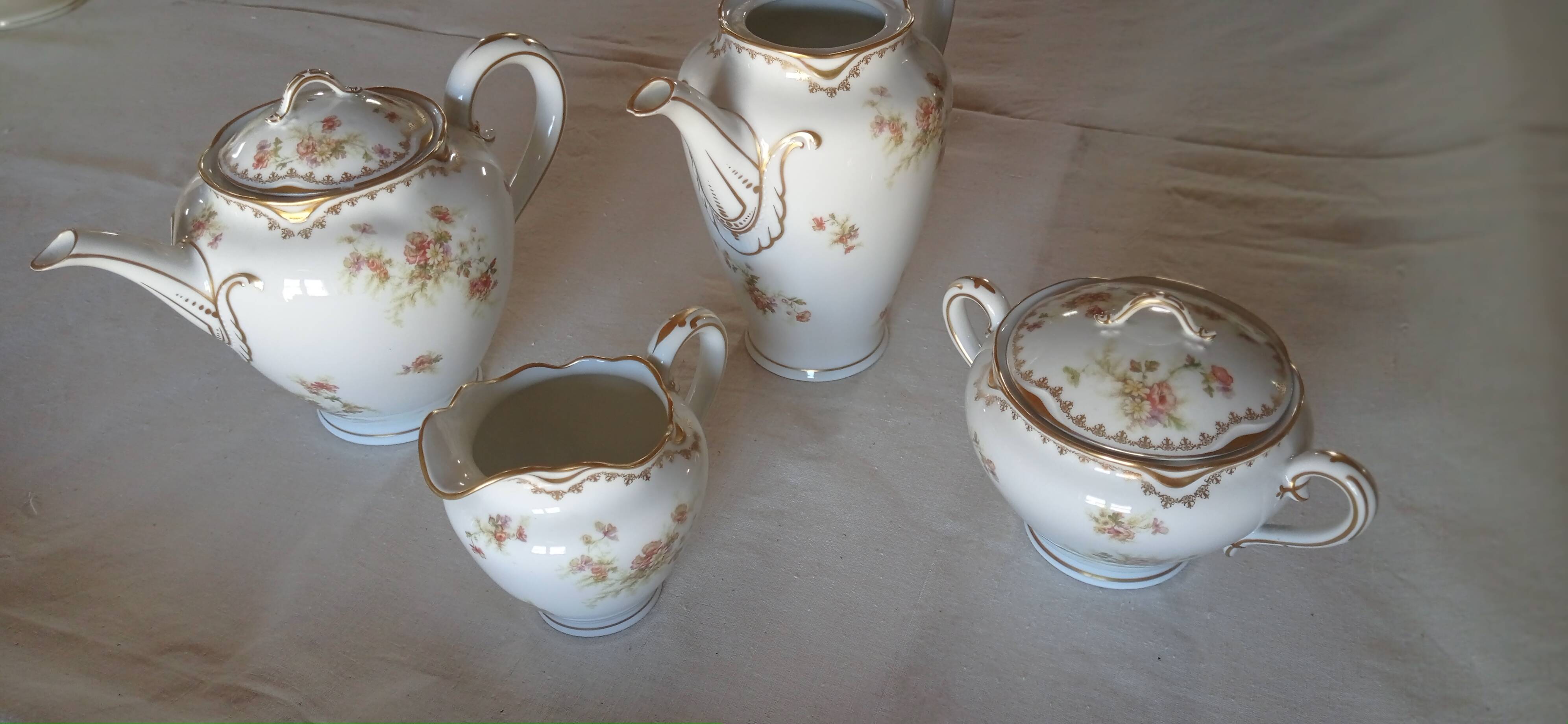 Services de vaisselle Haviland, porcelaine de Limoges