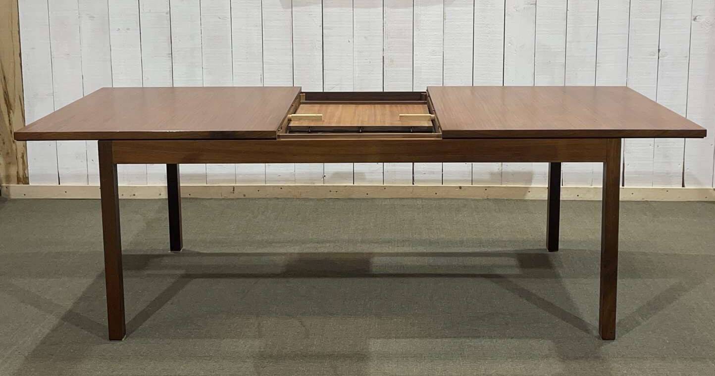 English teak table from the 70s with butterfly extension