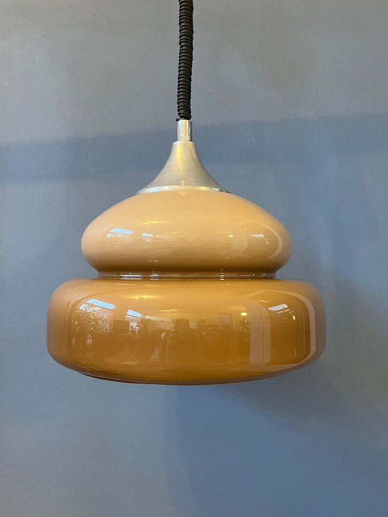 Vintage beige pendant lamp