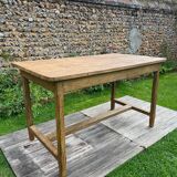 Old farmhouse table for 4-6 people