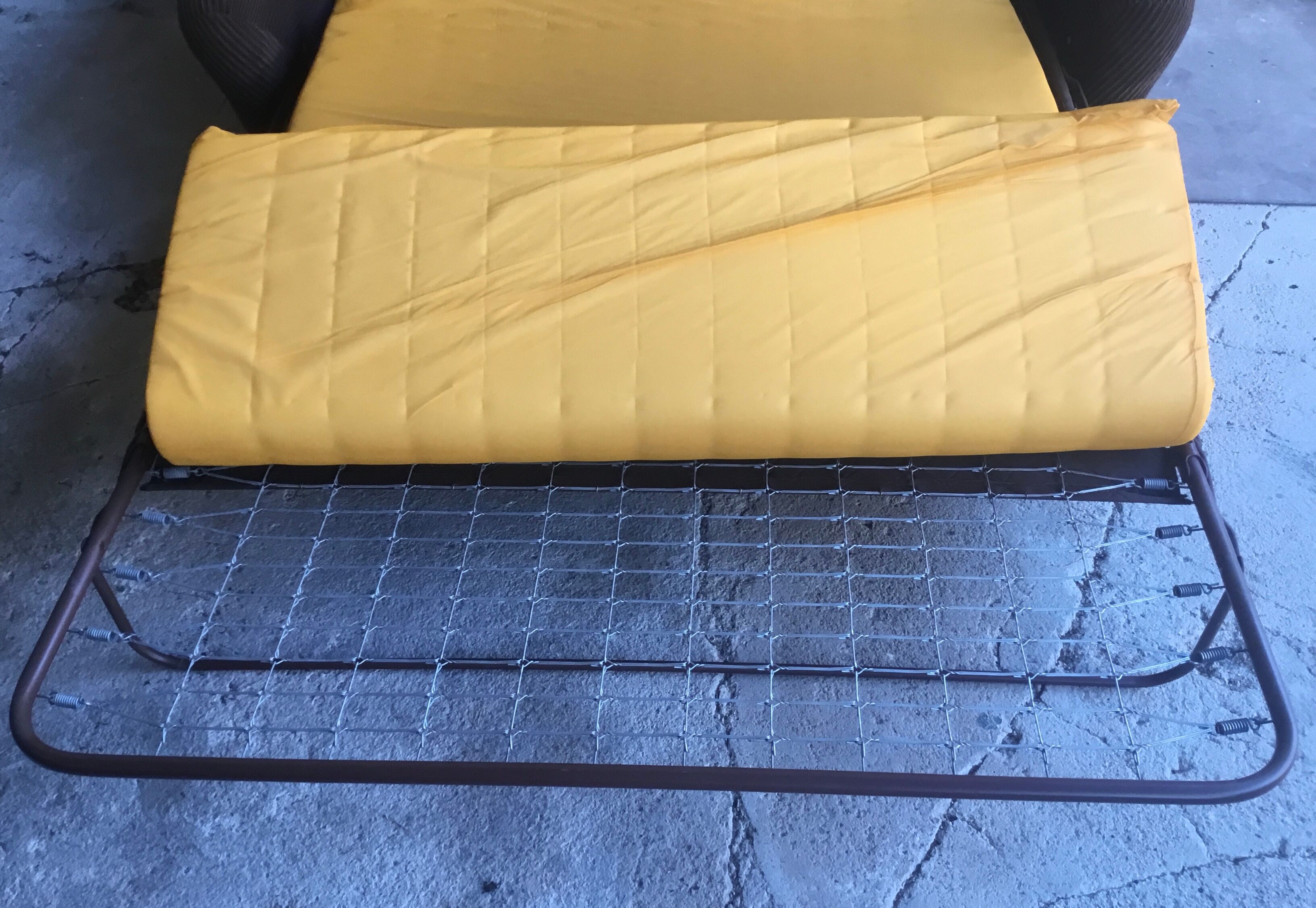 3-seater space-age convertible sofa - corded brown velvet - Design 1970