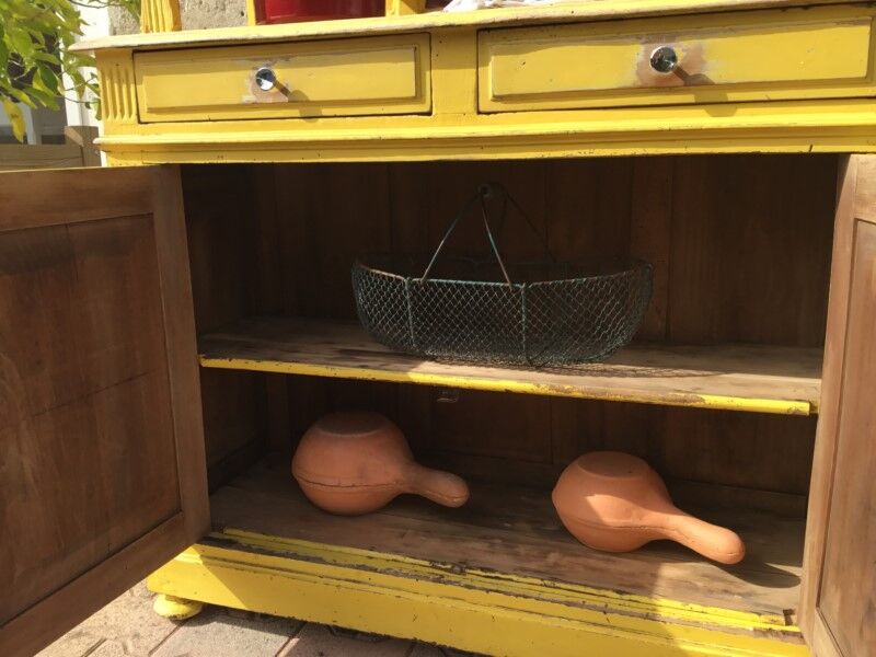 Yellow Parisian glass cabinet