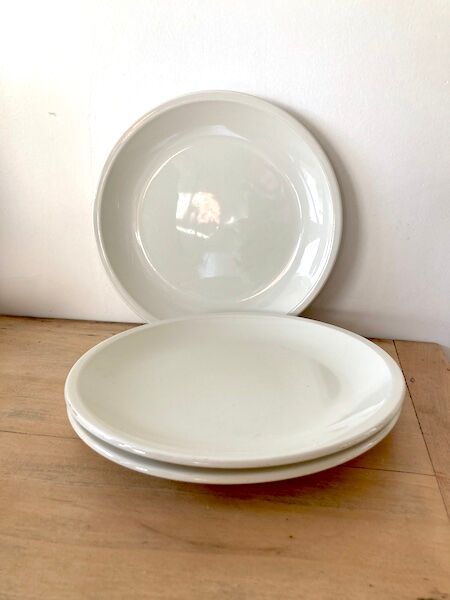 3 Flat beige plates Bauscher Weiden