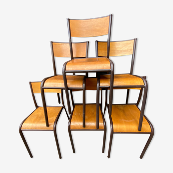 Lot de chaises d’écolier
