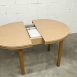 Modernist convertible oval table set and 4 matching chairs 1990