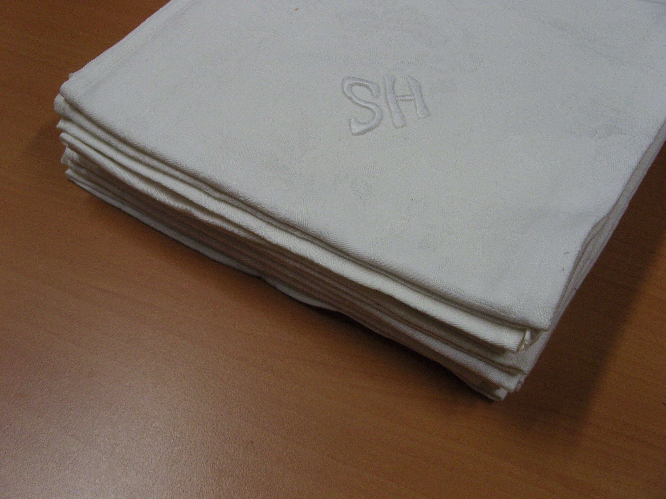 8 damasal table towels monogrammed flower sh