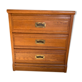 Wooden chest of drawers