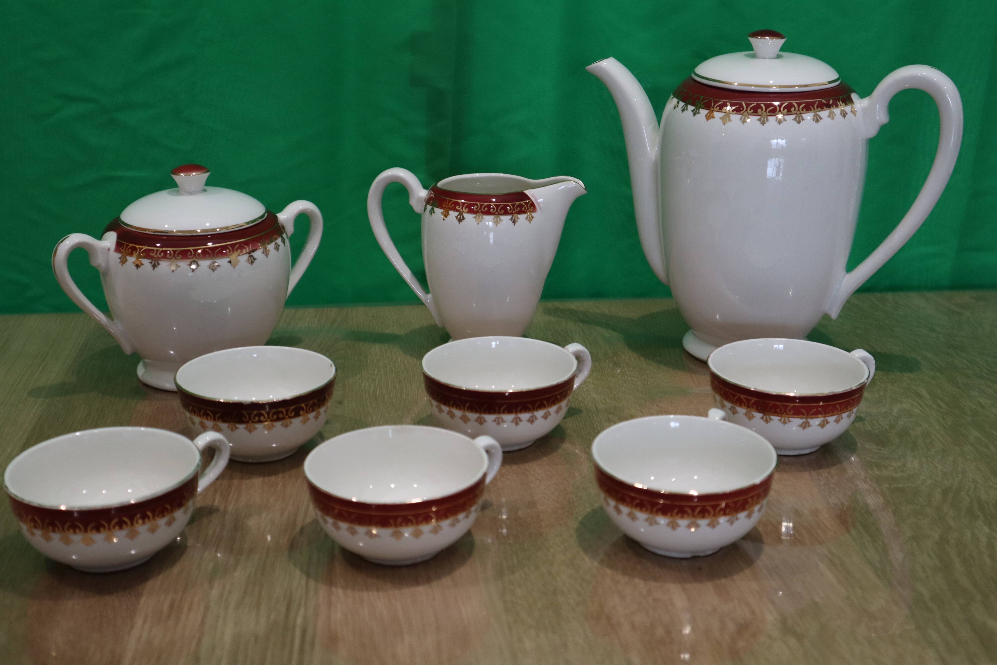Digoin Sarreguemines earthenware coffee service "Edwige"