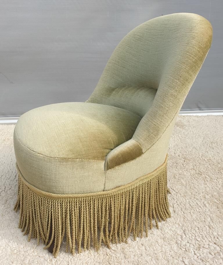 Driver toad velvet iridescent green chamarrée of fringes