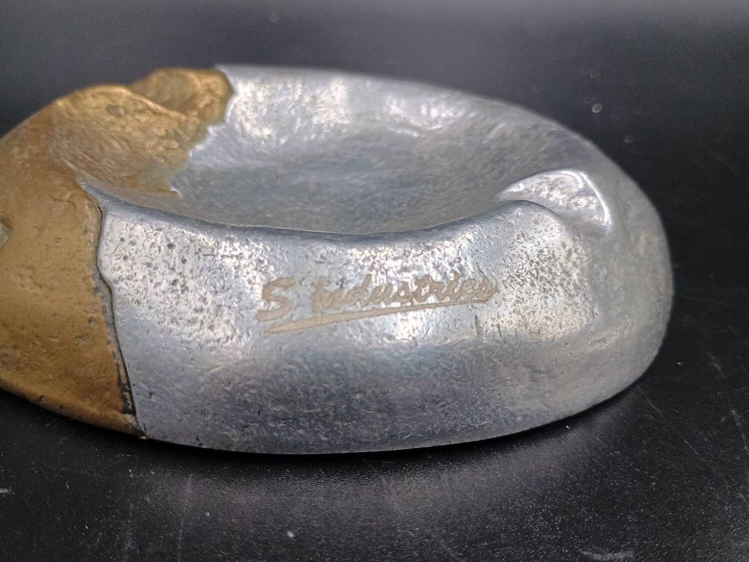 Brutalist Ashtray by Arte3 1980 Spain In Bronze and Silver Metal