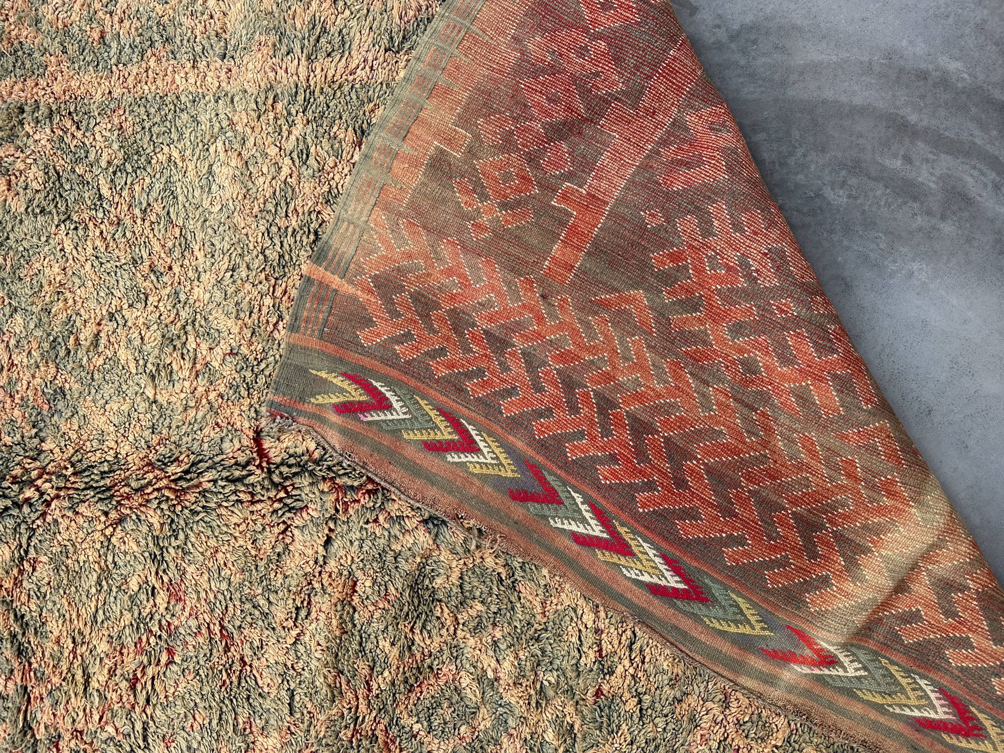 Tapis Marocain pêche et vert - 220 x 388 cm