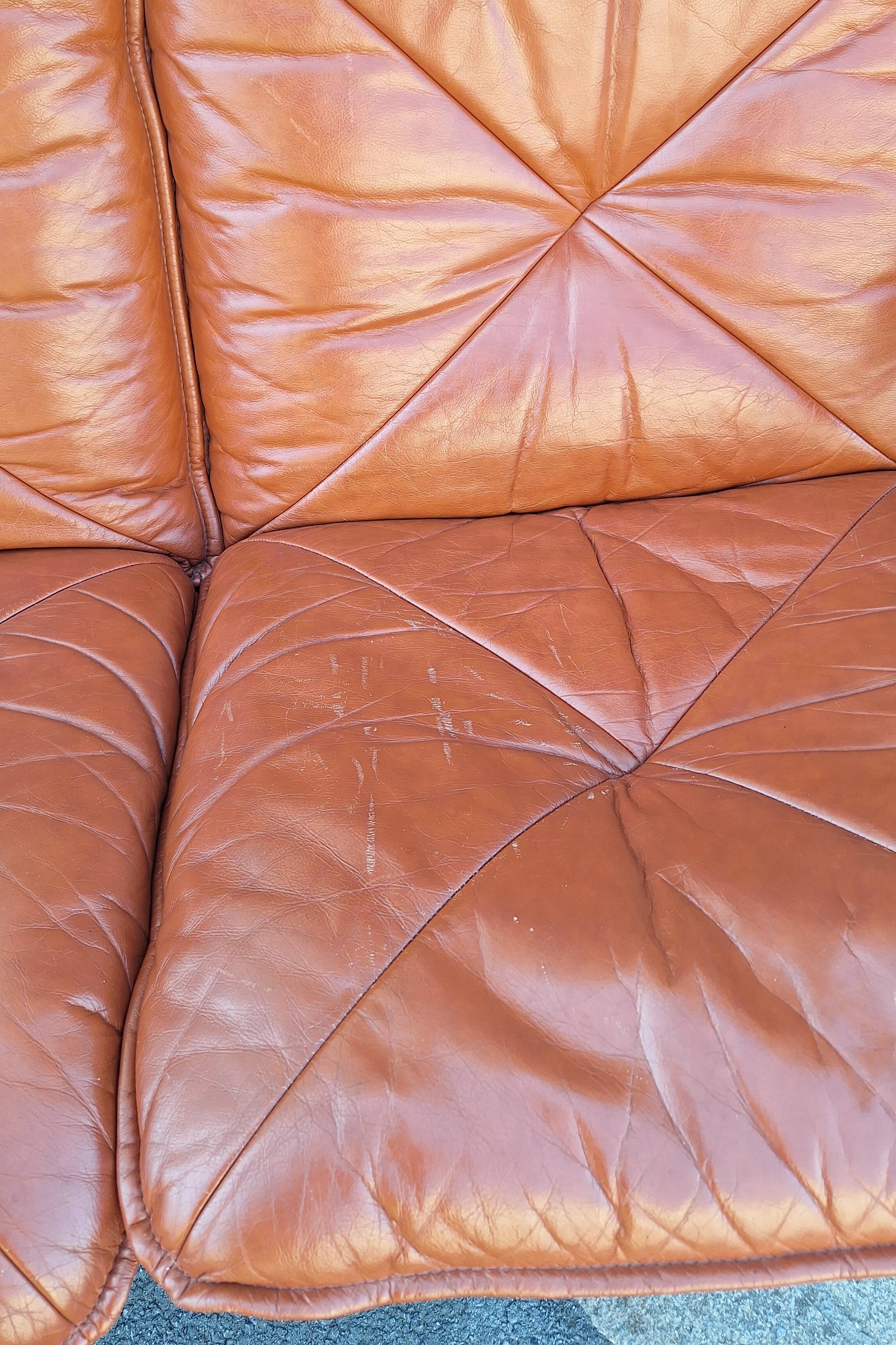 Scandinavian bench in wood and leather by Soda Galvano for Liebe Mobel