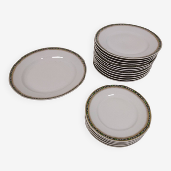 Fraureuth German porcelain plate service