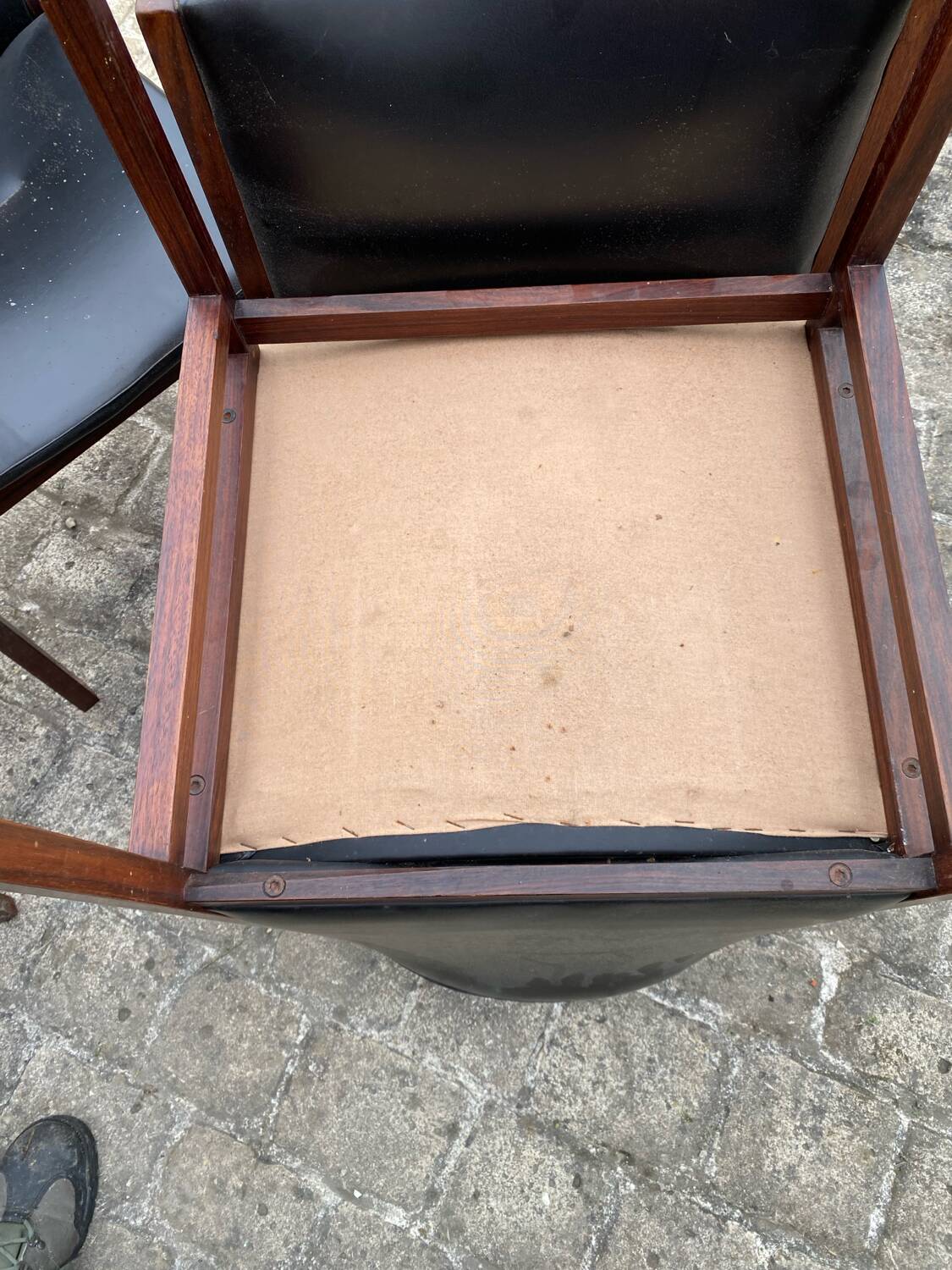 4 vintage Tito Agnoli chairs