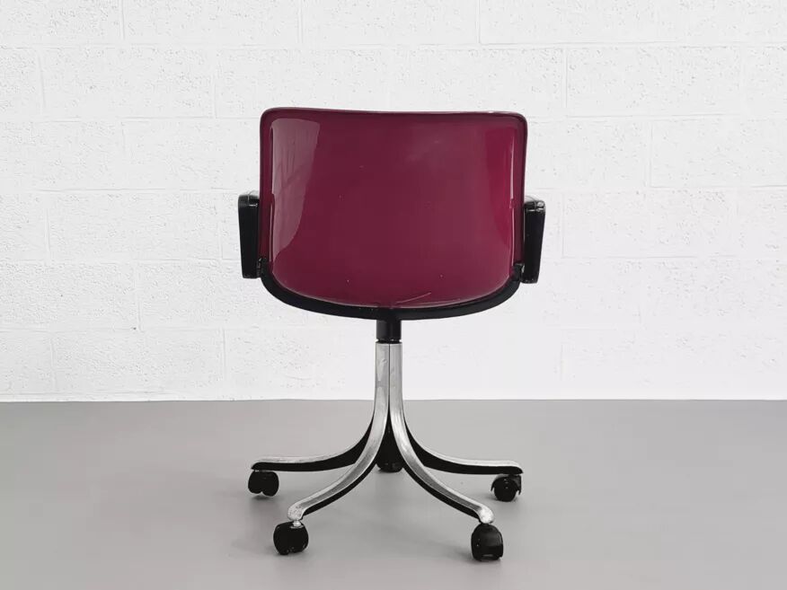 Vintage designer office armchair by Osvaldo Borsani for Tecno, Modus model