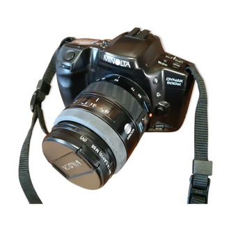 Appareil photo Minolta Dynax 500si Black avec Zoom AF 28-80mm argentique