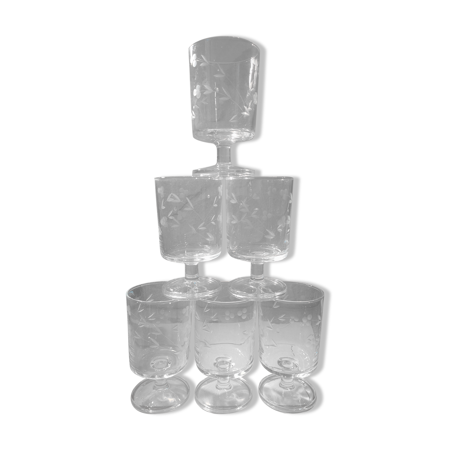 6 engraved vintage glasses