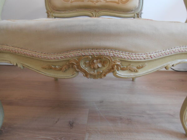 Fauteuil Louis XV d’époque estampillé ancien 18e siècle