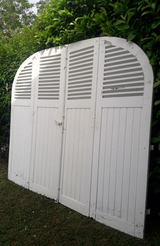 Arched shutters oak louvers H226xW277 4 leaves