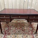 Bureau plat de style Louis XVI acajou et cuir rouge