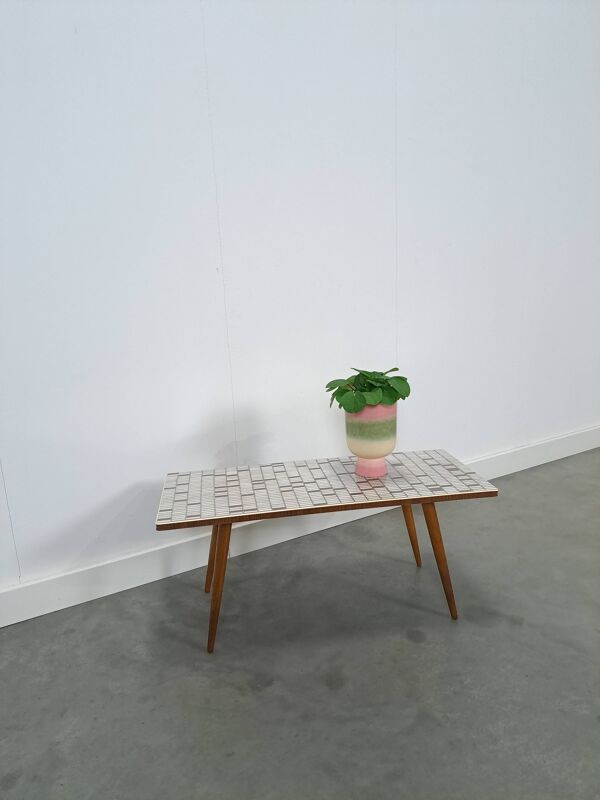 Table d'appoint en formica Opal avec pieds en bois, table à plantes