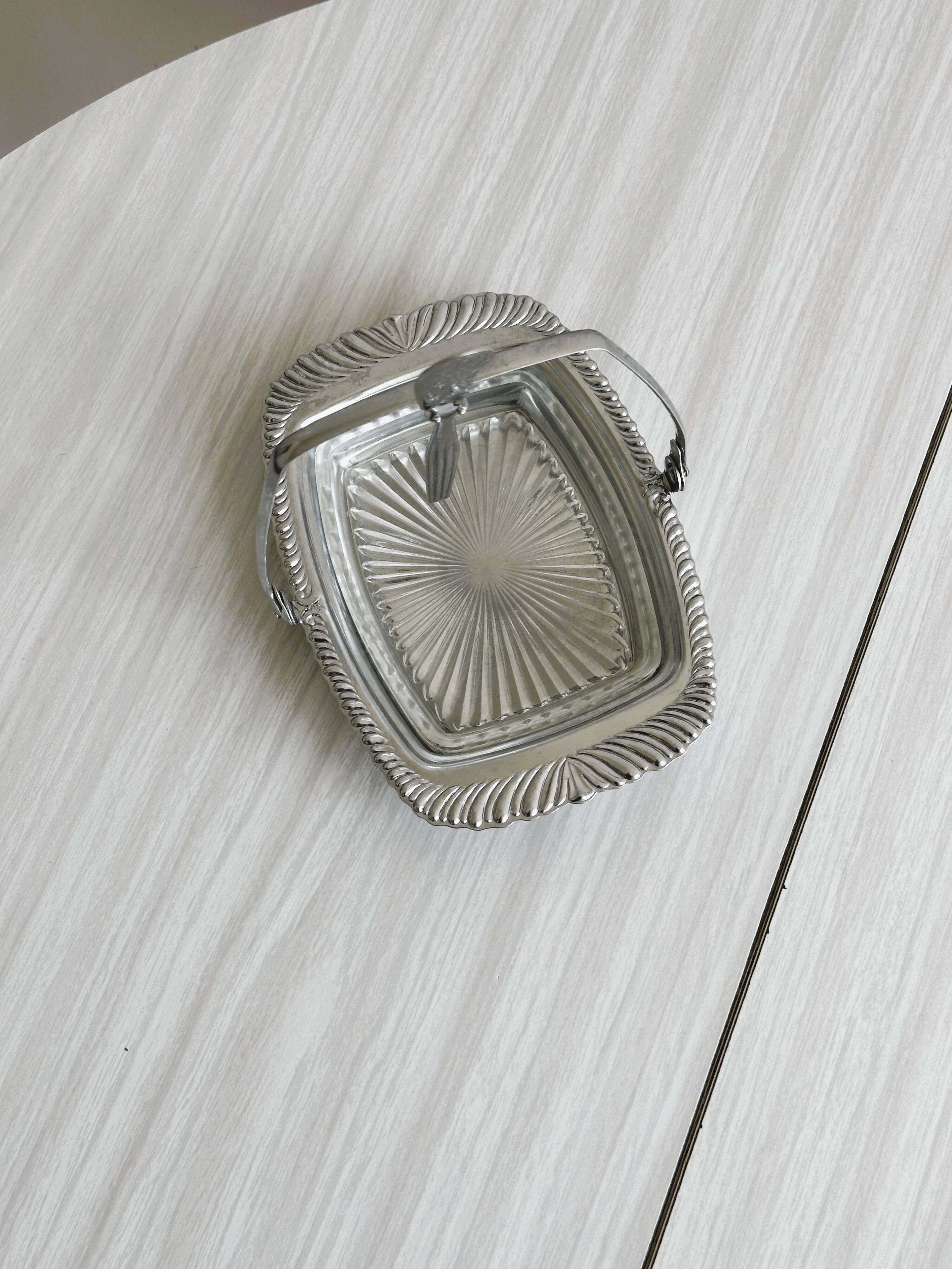 Antique butter or jam dish in silver-plated metal and chiseled glass